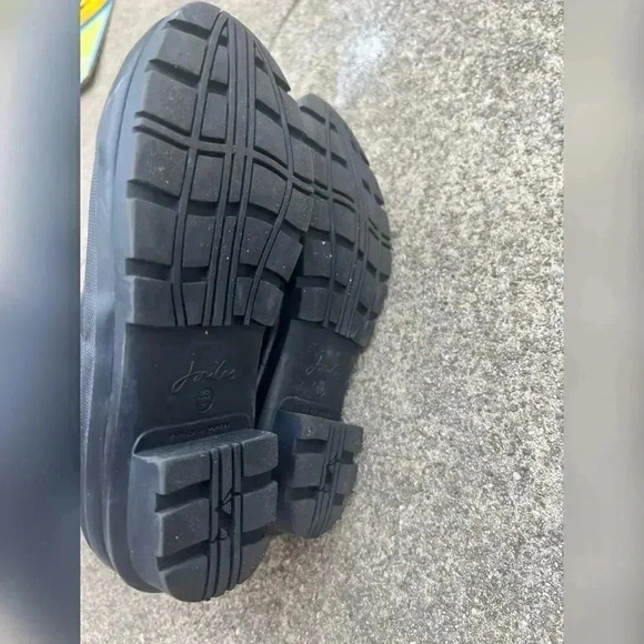 Joules Molly Welly Black Multi Bees Rain Boots - Picture 4 of 8